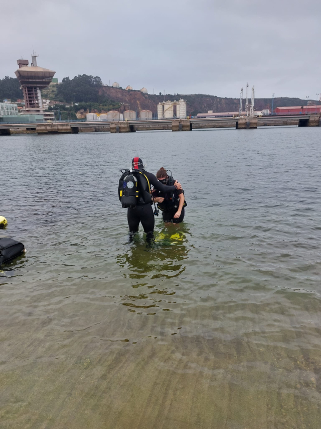 Review of Virginia about Baptism of diving in the sea, Puerto del Musel, 1h30m