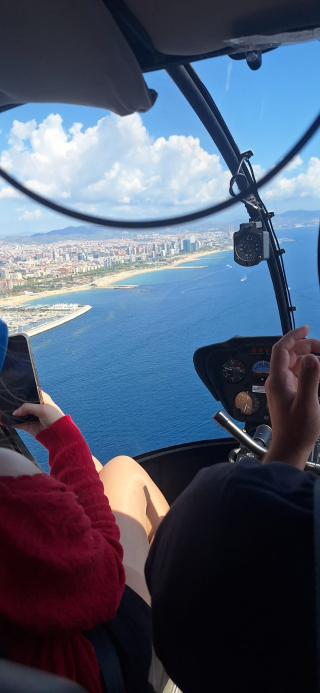 res_o-67704-paseo-en-helicoptero_de_cesar-fuente-dominguez_17893627958985.jpg