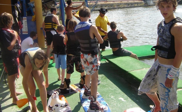  Wakeboarden für Kinder 