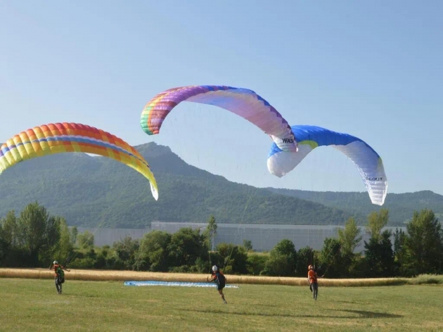 Salto en parapente en Sopelana