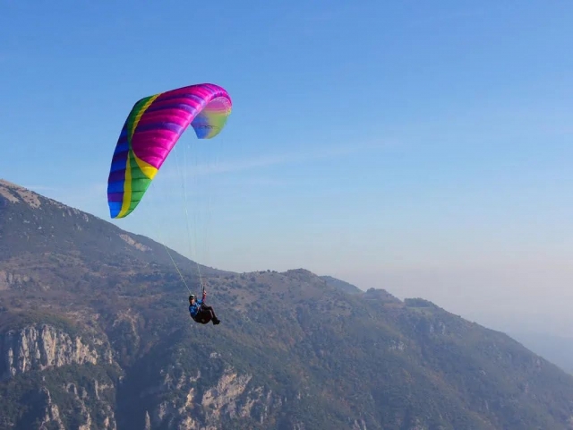 Vuelo en parapente por Sopelana