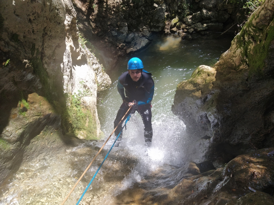 res_o-64584-barranquismo_de_raquel-cerrillo-osta_17496348411629.jpg