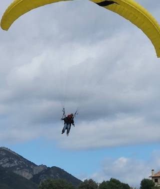 res_o-65853-parapente_de_berra-ilkan_1000108716_17588172406412.jpg
