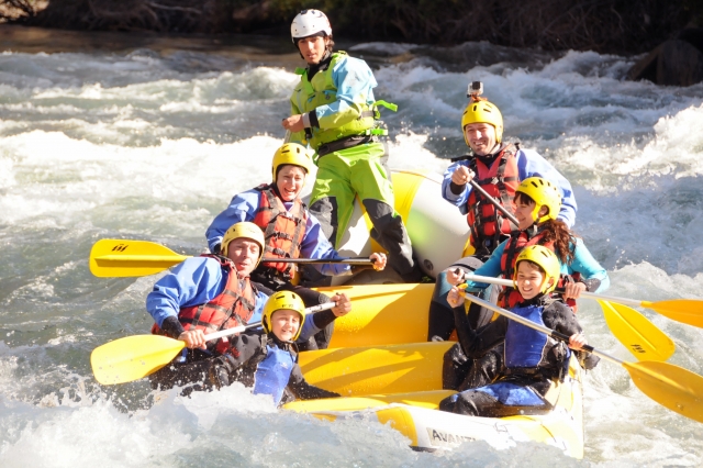  Rafting with friends 
