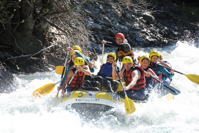 e-2961-rafting4215592328012641.jpg