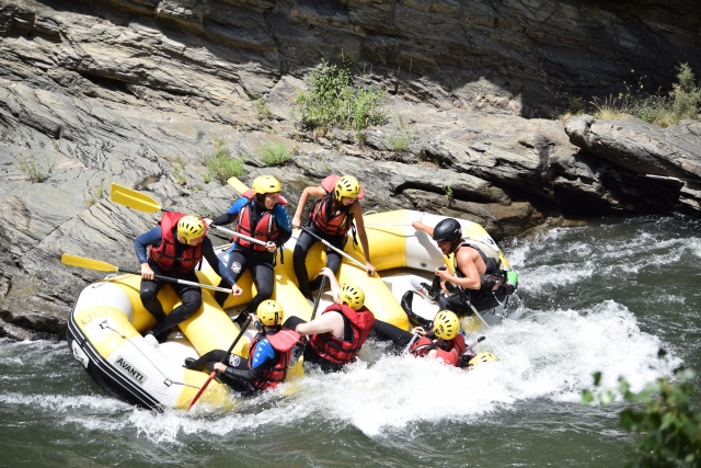 Avis de Ester concernant Rafting Llavorsí à Sort 18Km et saut du barrage