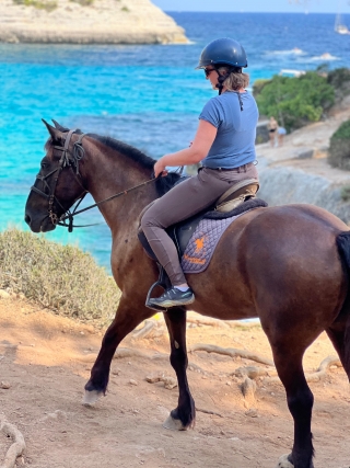 res_o-65255-rutas-a-caballo_de_coester-cyane_7cd7caa6-1110-4569-a782-ee2e97c32867_17549127804559.jpeg