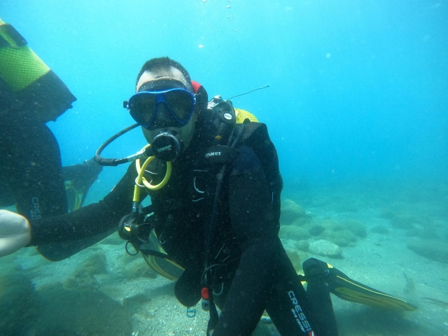 Opinión de Cinta sobre Bautismo de buceo en La Herradura con fotos