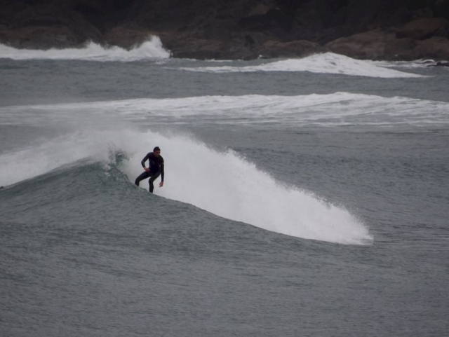 Surfeando en Bakio