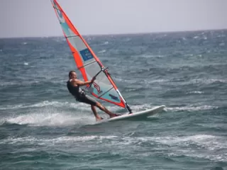Calima Surf  & Kitesurf Lanzarote Windsurf