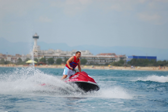  Using the jet ski Roses 