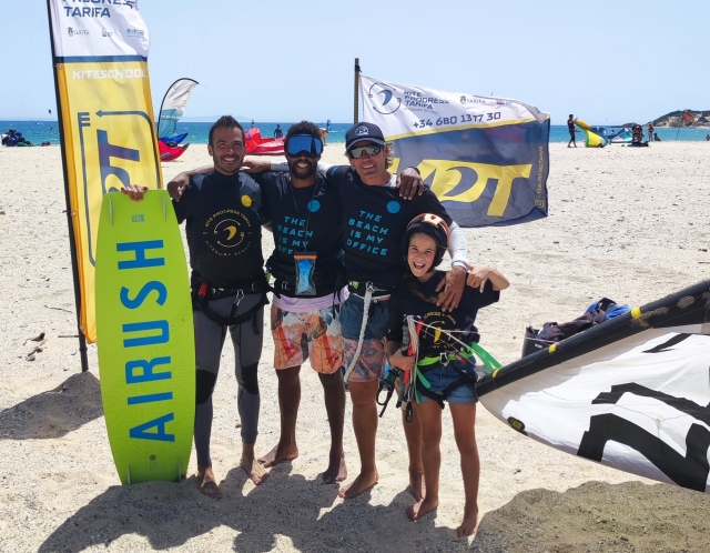  Kitesurf course 