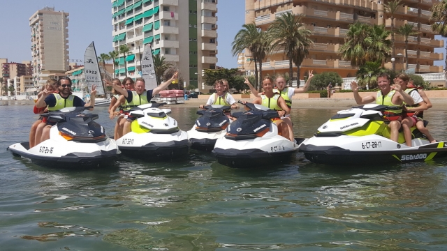 grupo motos de agua en La Manga
