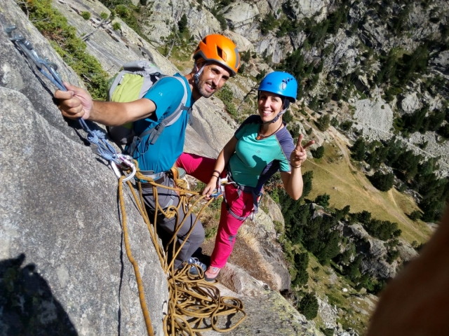  Climbing 