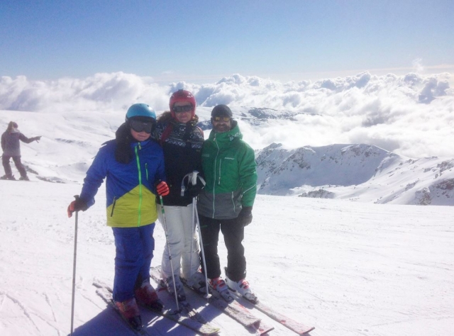  Skiers on the slopes of Sierra Nevada 