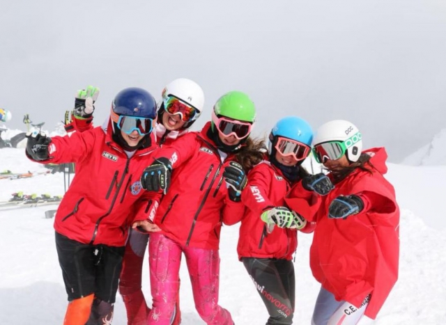  Visitors at the Alto Campoo station 