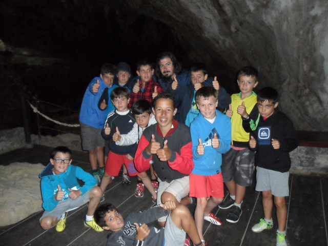  Visit to the Monte del Castillo cave 