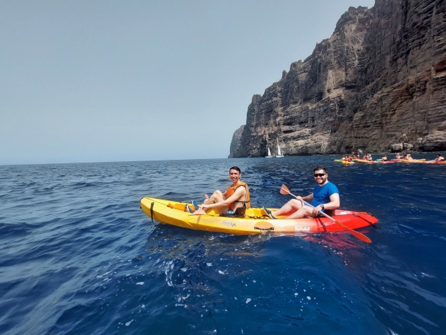  Fun in a kayak 
