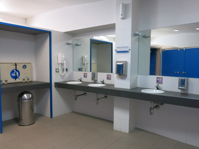  Toiletten der Wasserschule 