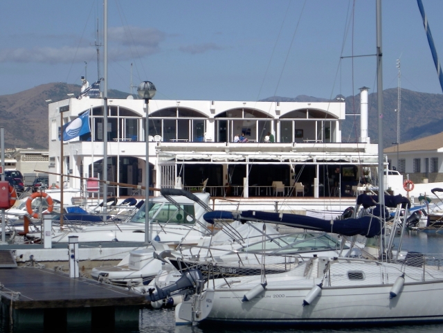  Außenansicht des Clubs 