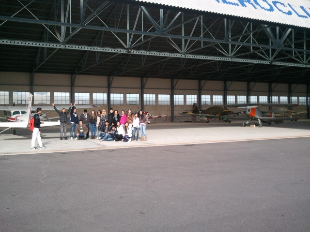  Visita ao hangar 