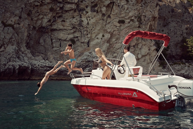  Aperitif on the boat 