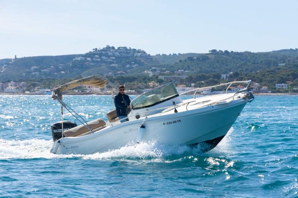  Boat excursion in Alicante 