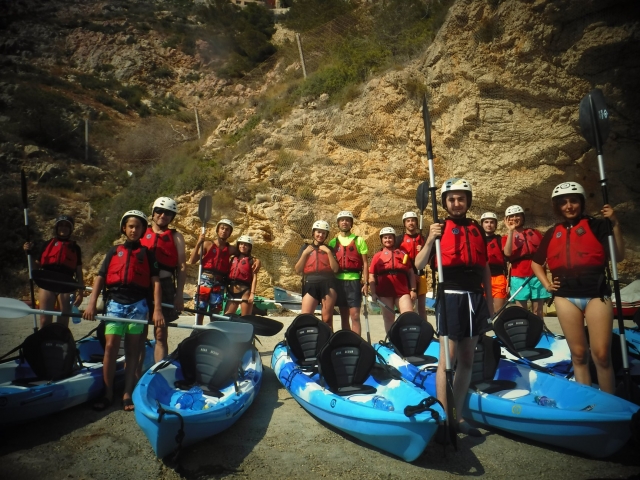 Preparados para la ruta en kayak