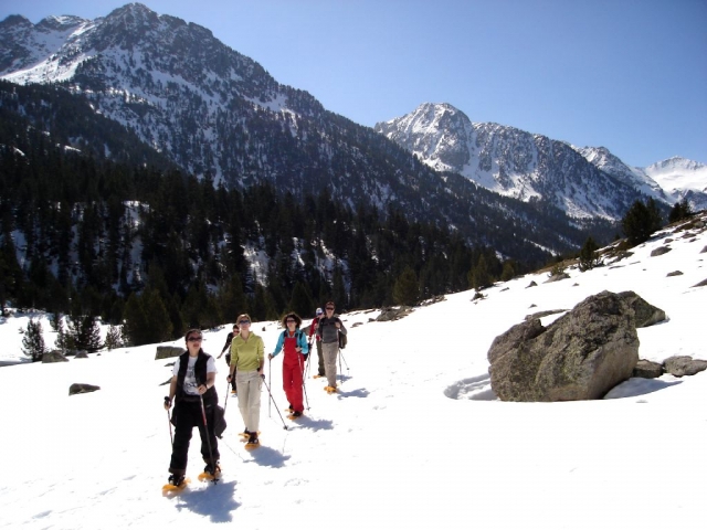  Snowshoes in the Aigüestortes National Park 