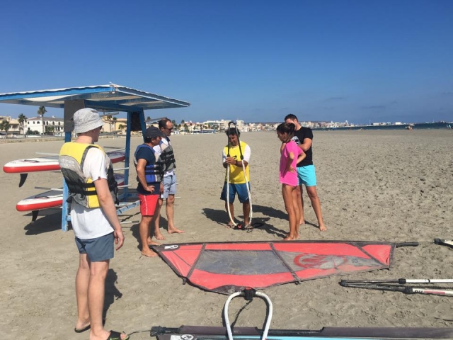 Montaje del material de windsurf