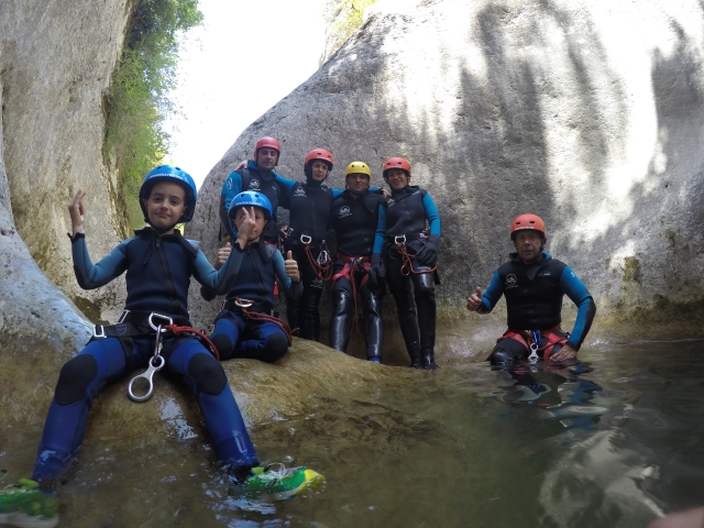  Viu-Schlucht mit den Kindern 
