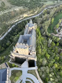 res_o-64205-paseo-en-globo_de_marian-prieto_17449812068938.jpeg
