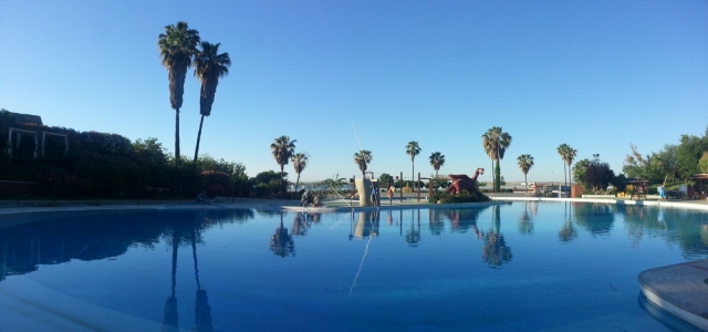 Piscina con playa en Cordoba