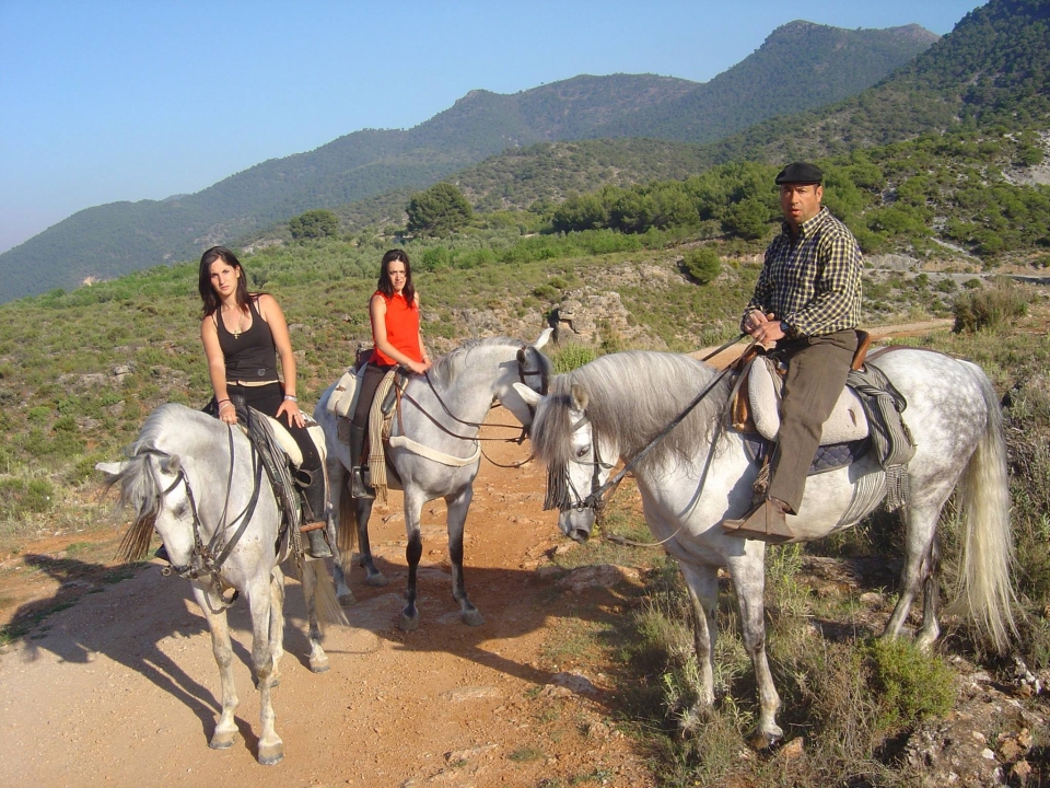 Excursiones a caballo en un paraje úínico