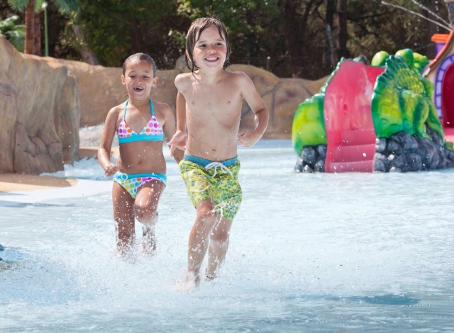  Splashing in the children's area 