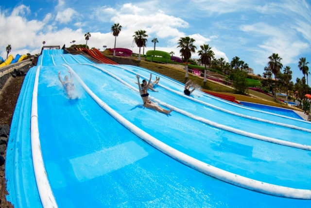 Lánzate por todas nuestras atracciones