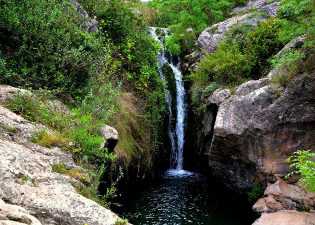 Cascada natural en el Penedes