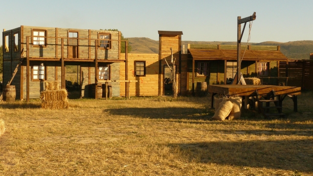 Campo paintball inspirado en el viejo oeste
