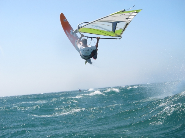  Windsurfing 