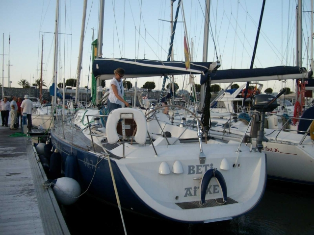  IN the port of Irun 