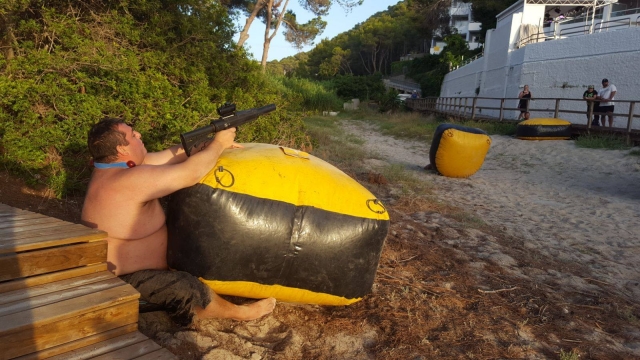  Sparare con la pistola laser 