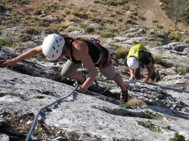  Sport climbing 