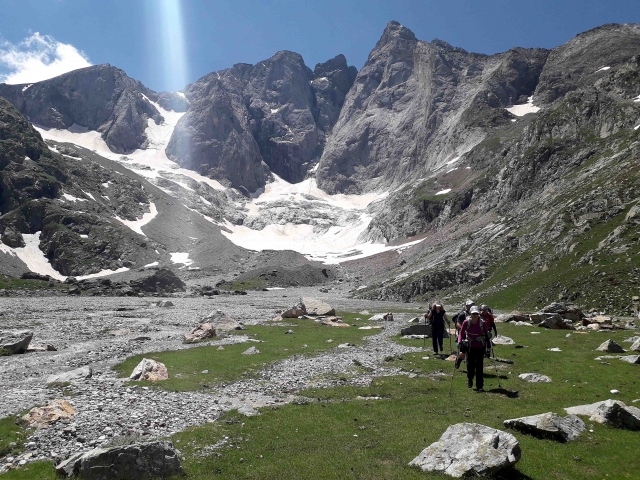  Hiking excursion between mountains 
