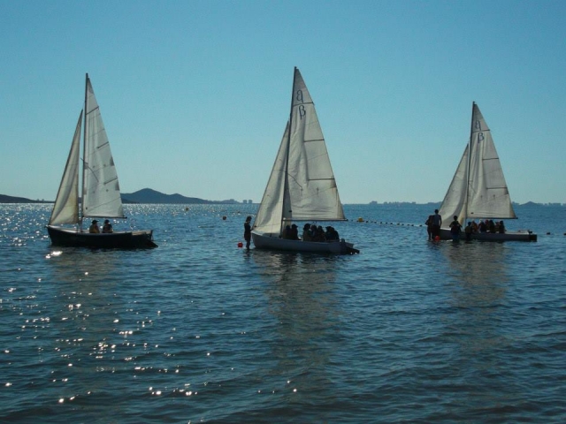 Regata de veleros