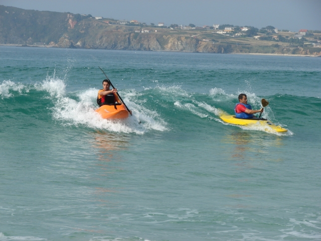 Desfrute do surf de caiaque.JPG 