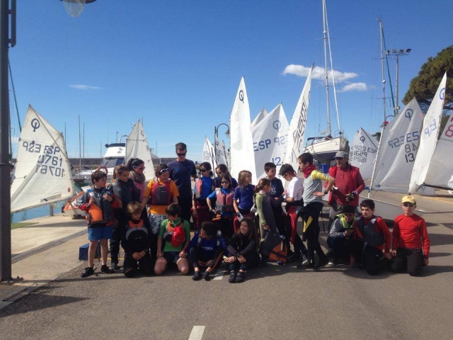 Equipo de vela ligera