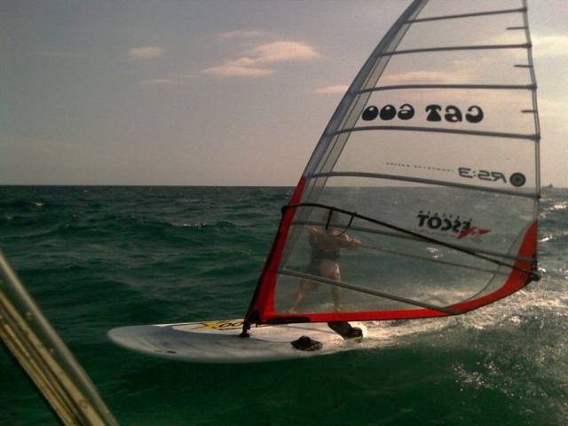 windsurf1.jpg