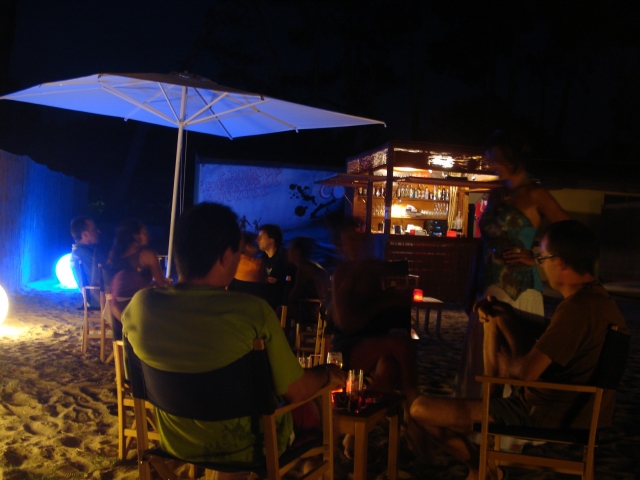 y-despues-del-sol-musica-y-mojitos-en-nuestro-chil-out_windsurf-tarragona.jpg
