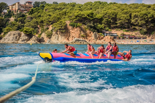 Banana boat en la Costa Brava