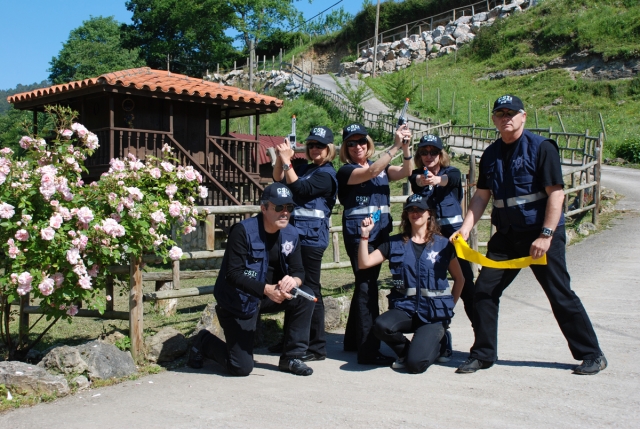 Investigadores en accion